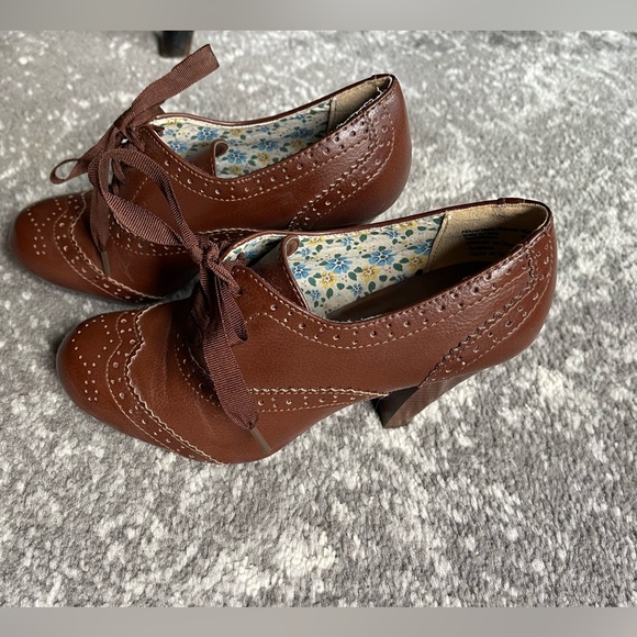 Booties - Picture 1 of 5